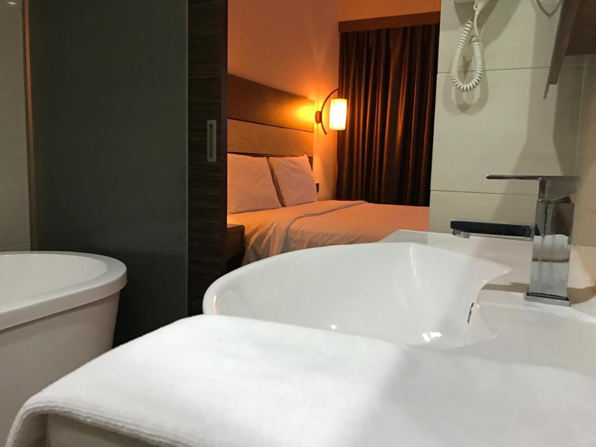 Sento Hotel Keningau Екстериор снимка