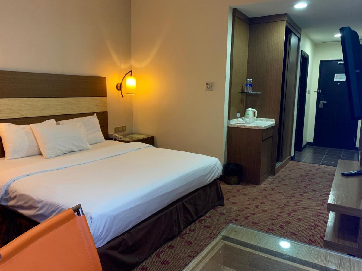 Sento Hotel Keningau Екстериор снимка