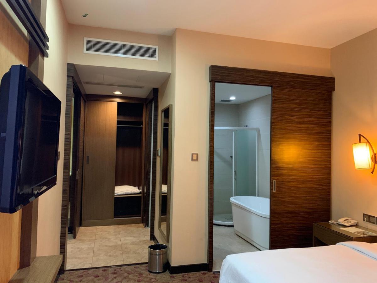 Sento Hotel Keningau Екстериор снимка